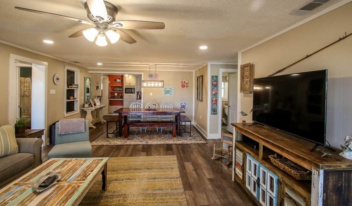 Photo of Bedroom in Midway