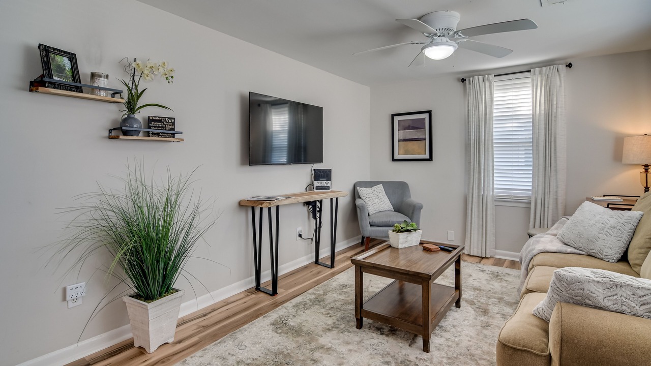Photo of Livingroom in Olde Town Augusta