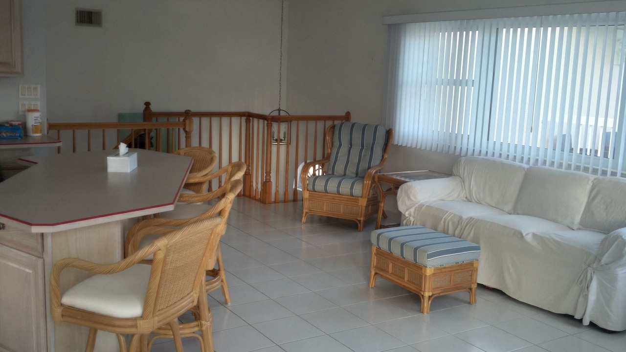 Photo of Livingroom in Nettles Island