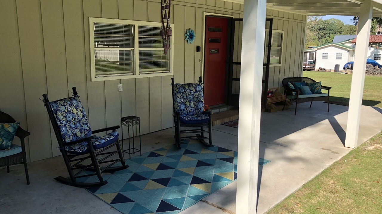 Photo of Patio Balcony in Saluda