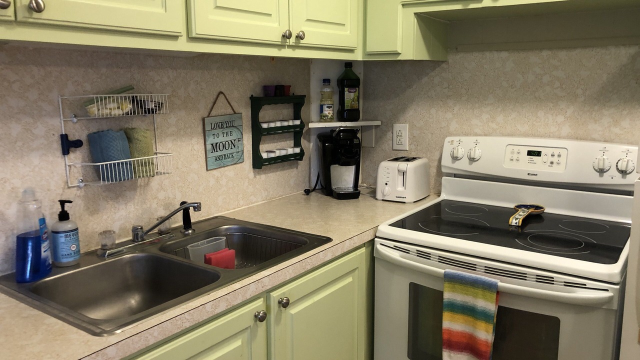 Photo of Kitchen in Saluda