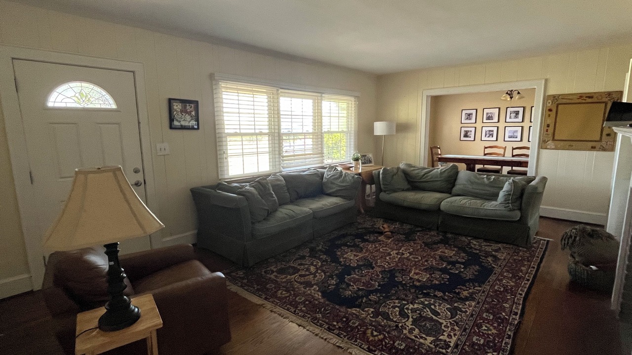 Photo of Livingroom in Clemson