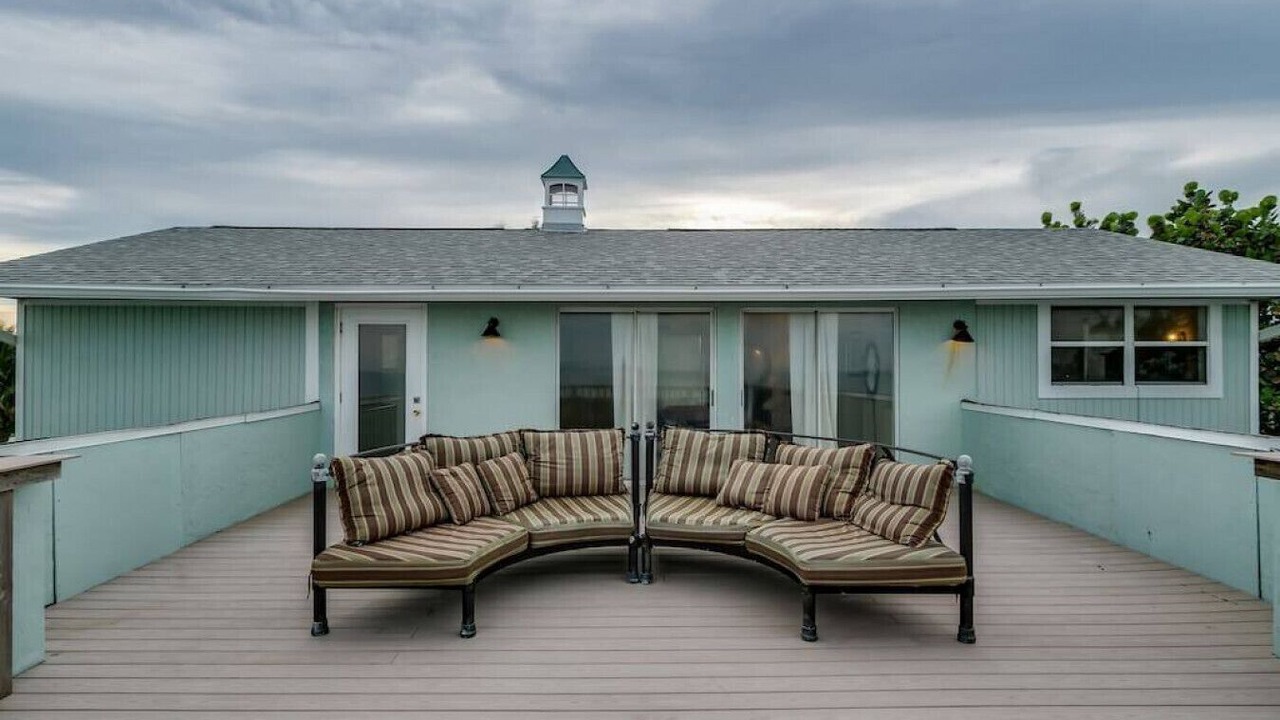 Photo of Patio Balcony in Floridana Beach
