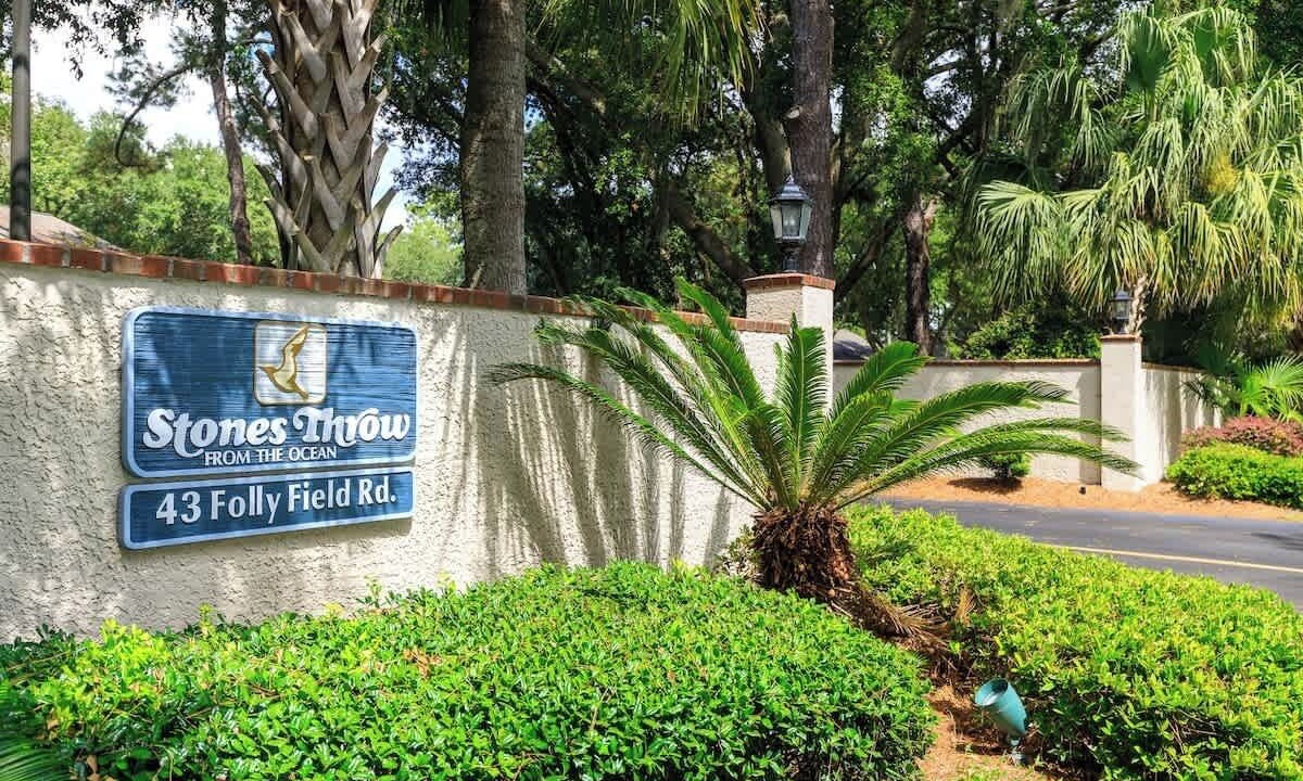 Photo of Outdoor in Folly Field