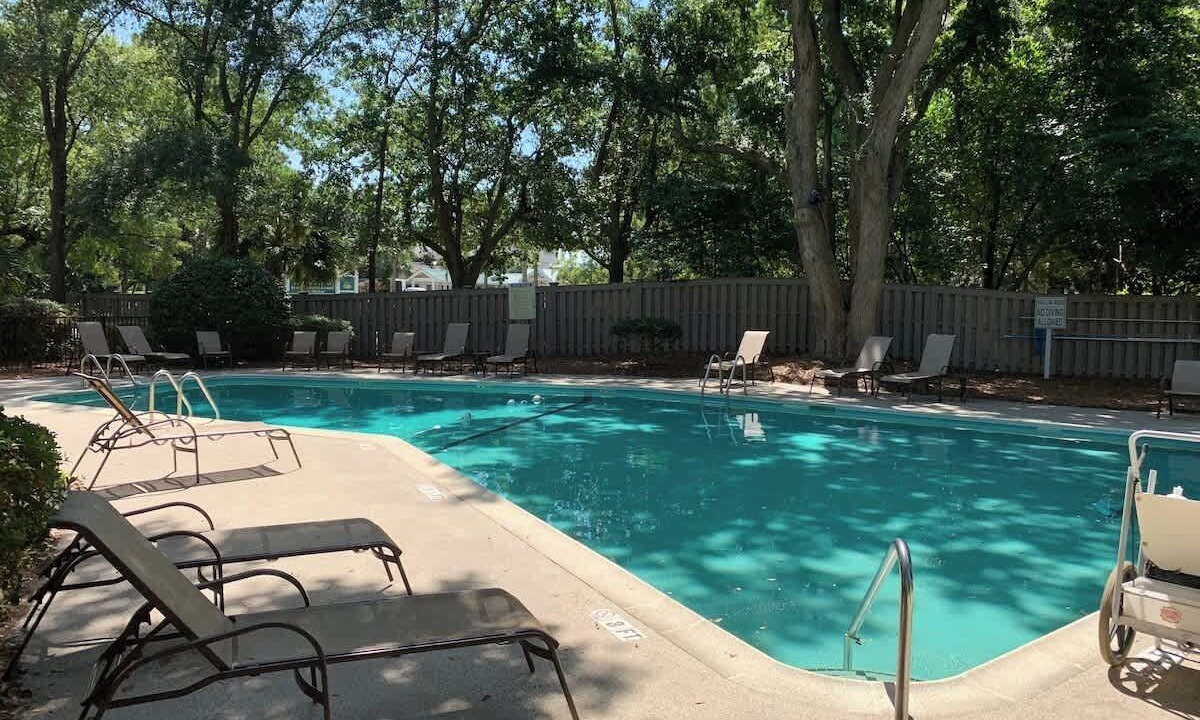 Photo of Outdoor in Folly Field