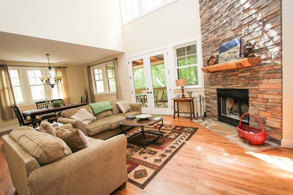 Photo of Livingroom in Bear Lake Reserve