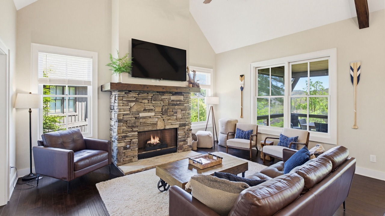 Photo of Livingroom in Bear Lake Reserve