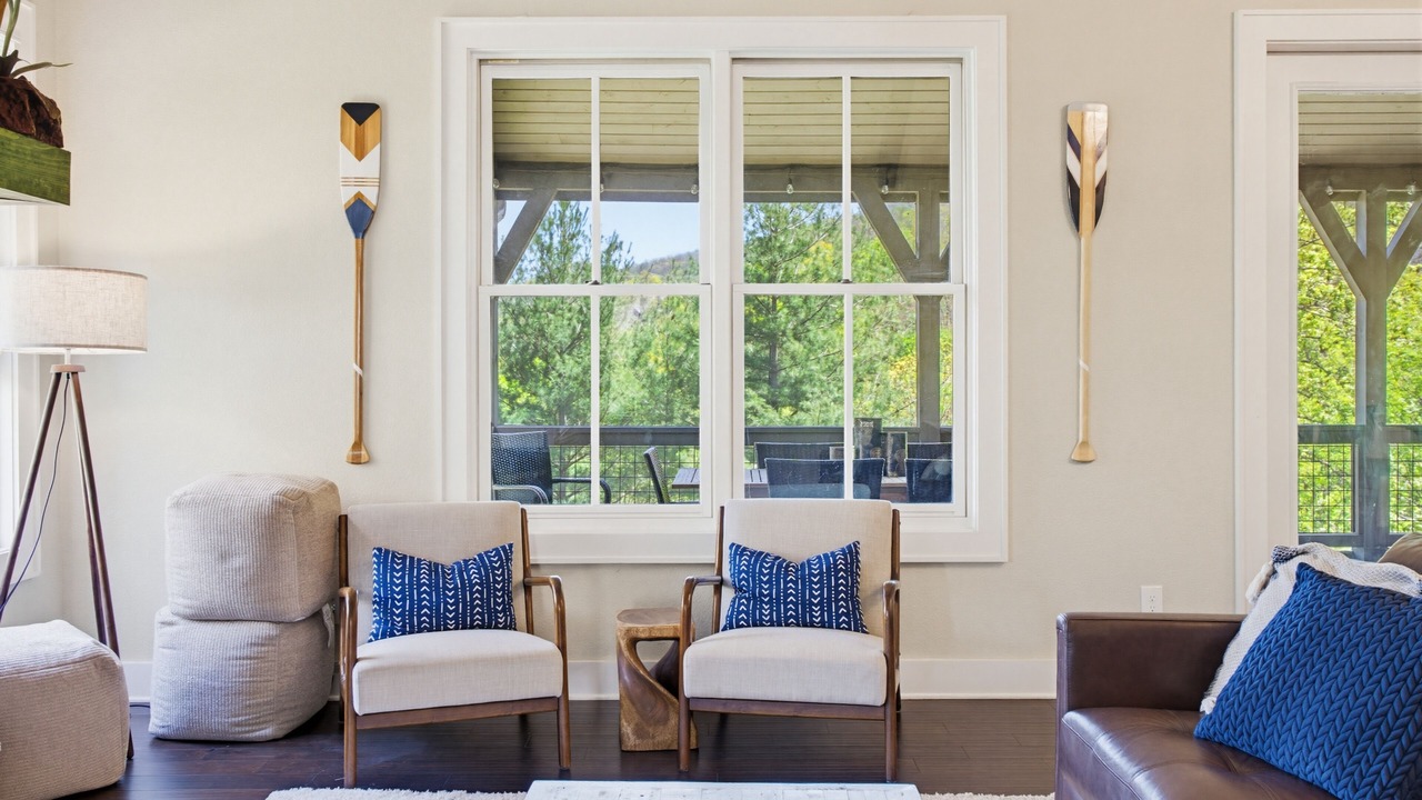 Photo of Livingroom in Bear Lake Reserve
