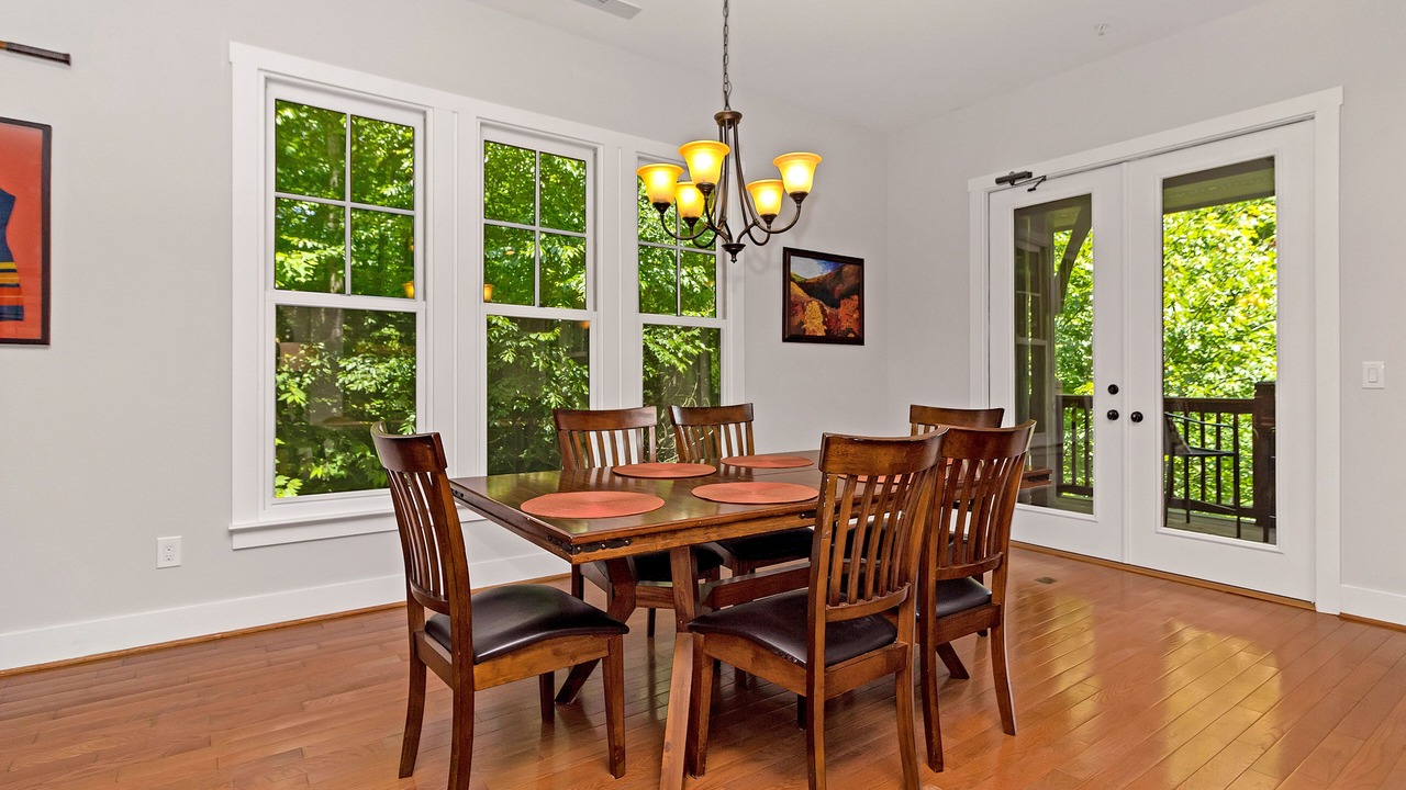 Photo of Livingroom in Bear Lake Reserve
