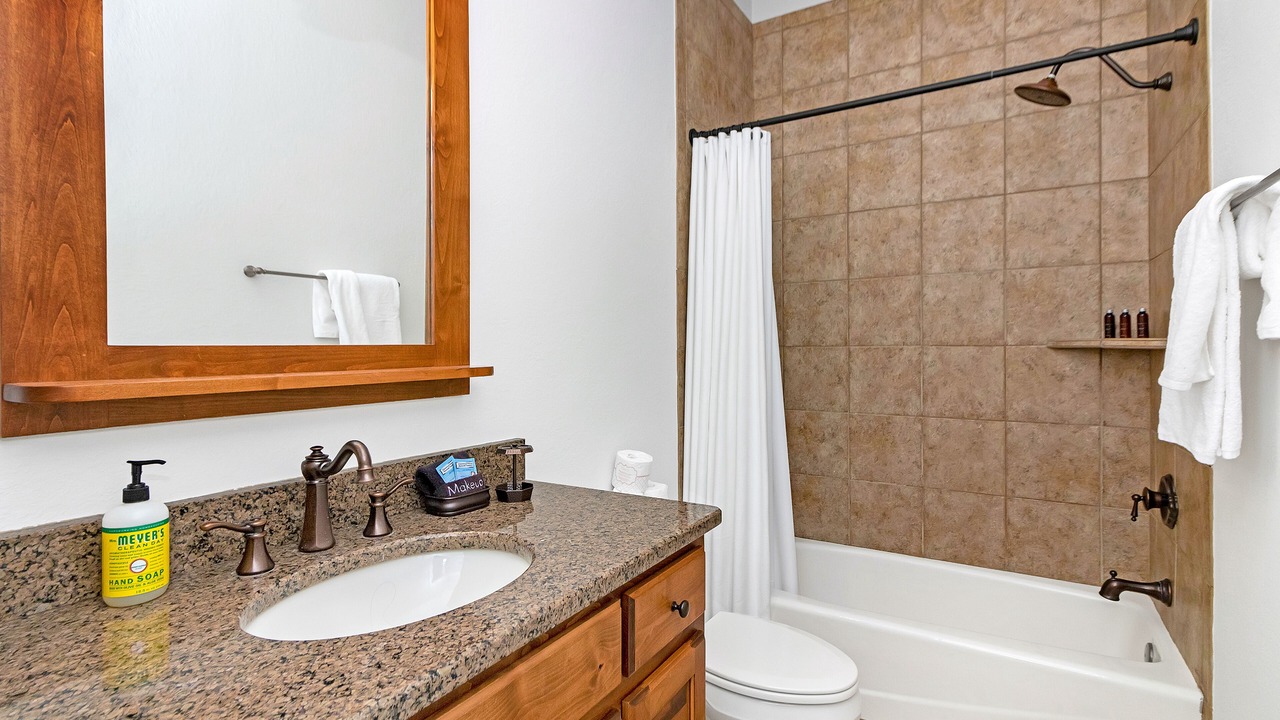 Photo of Bathroom in Bear Lake Reserve