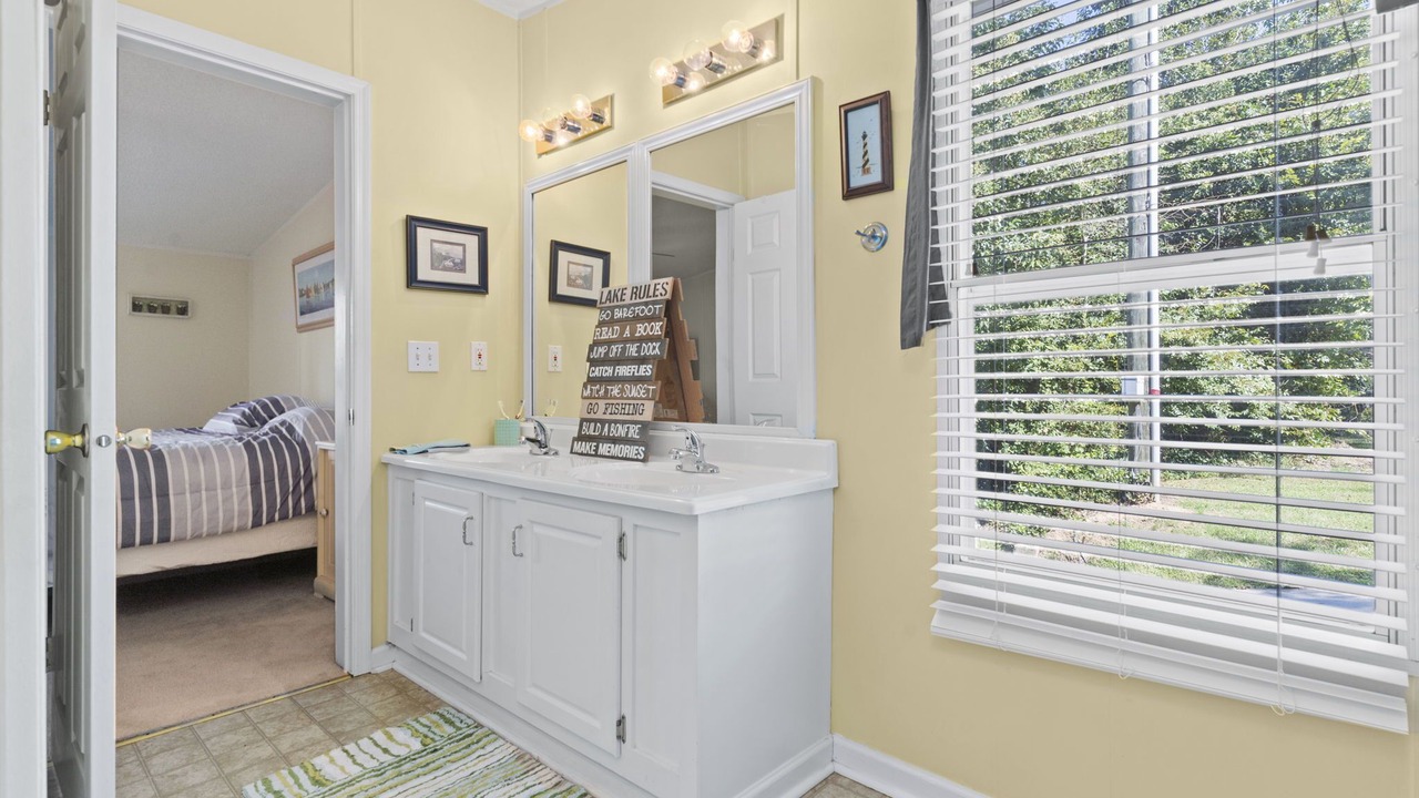 Photo of Bathroom in Greenwood