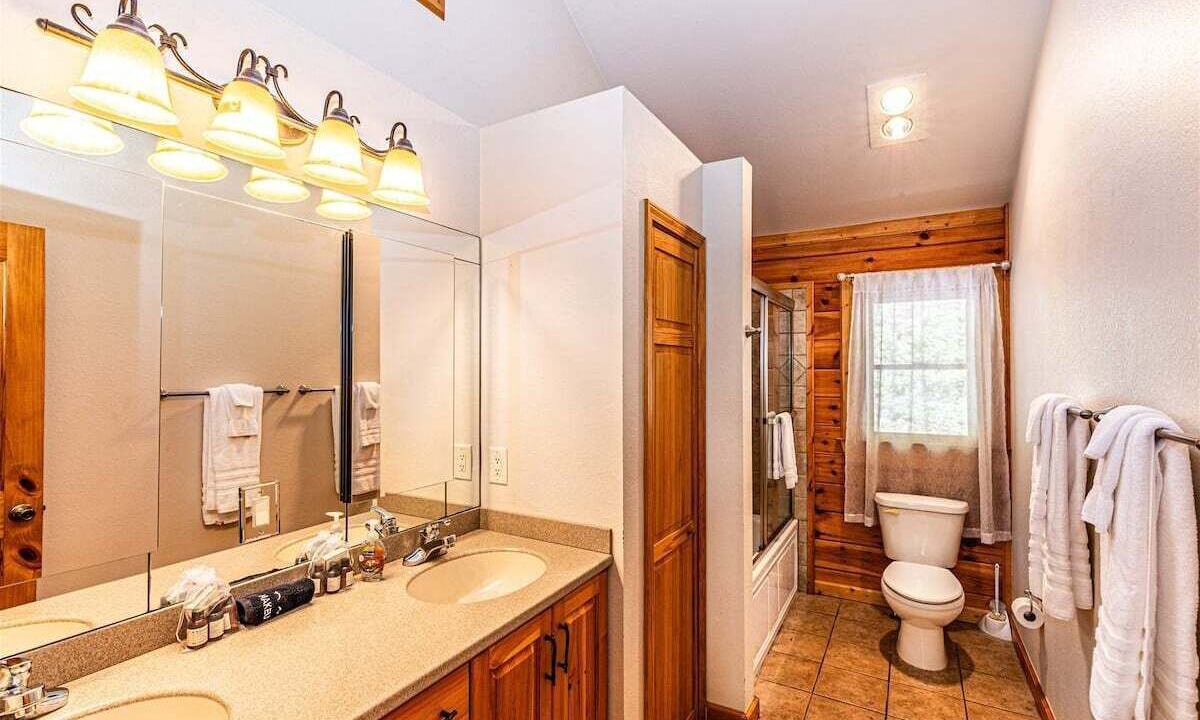 Photo of Bathroom in Qualla