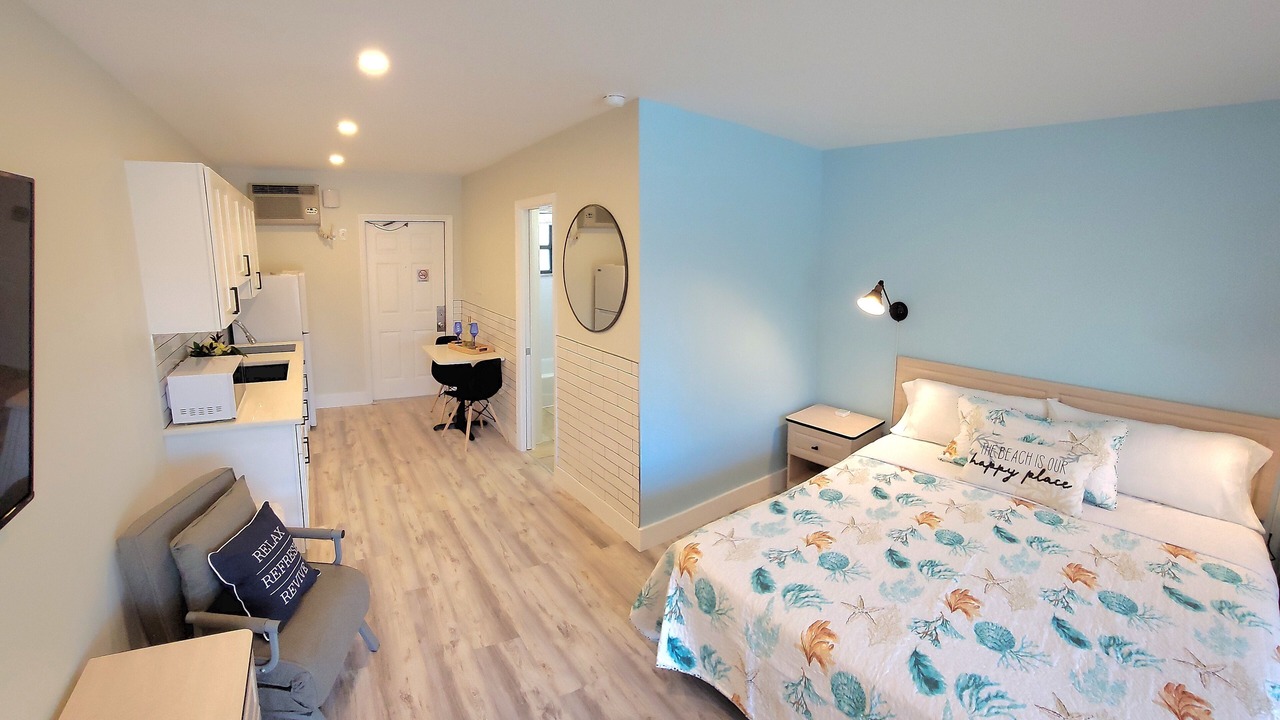 Photo of Bedroom in Treasure Island