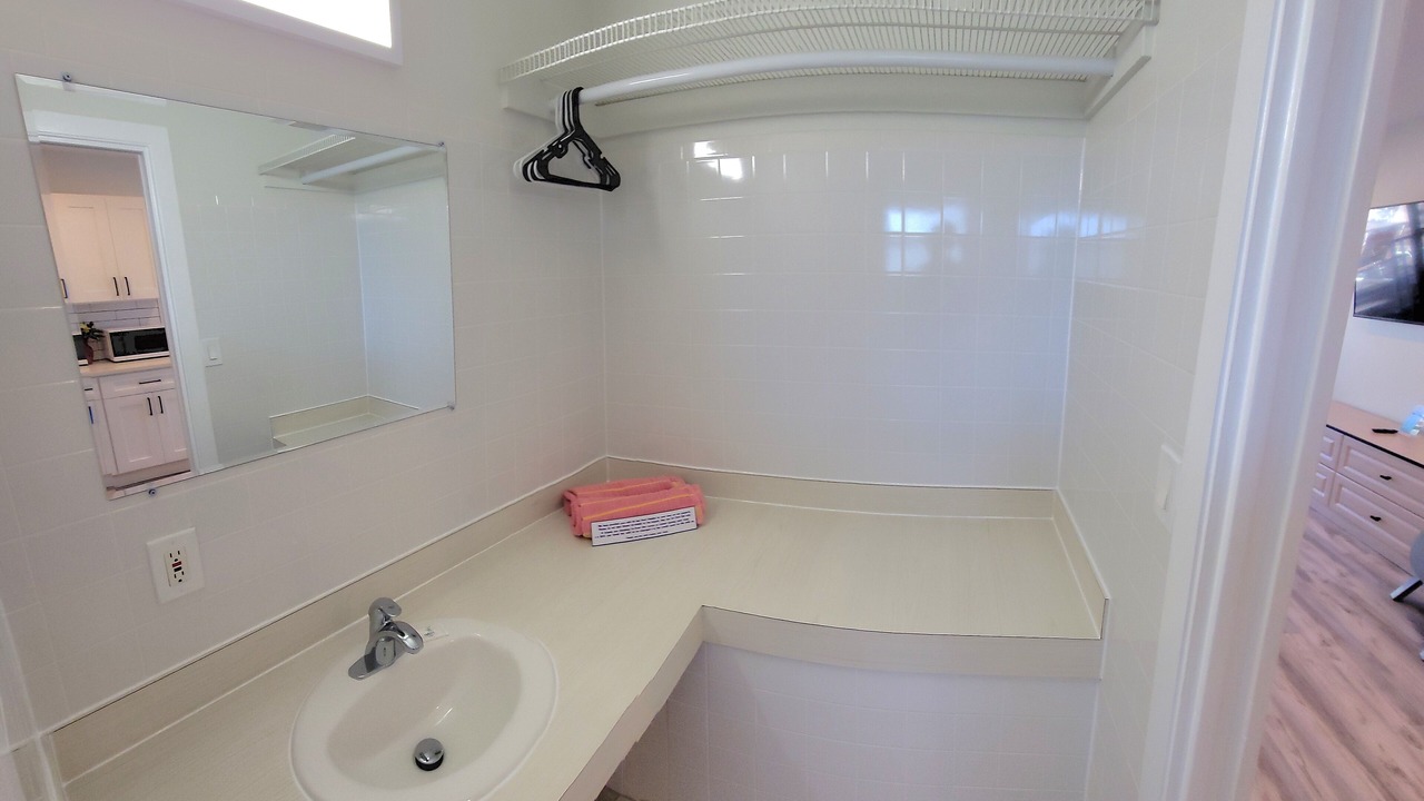 Photo of Bathroom in Treasure Island