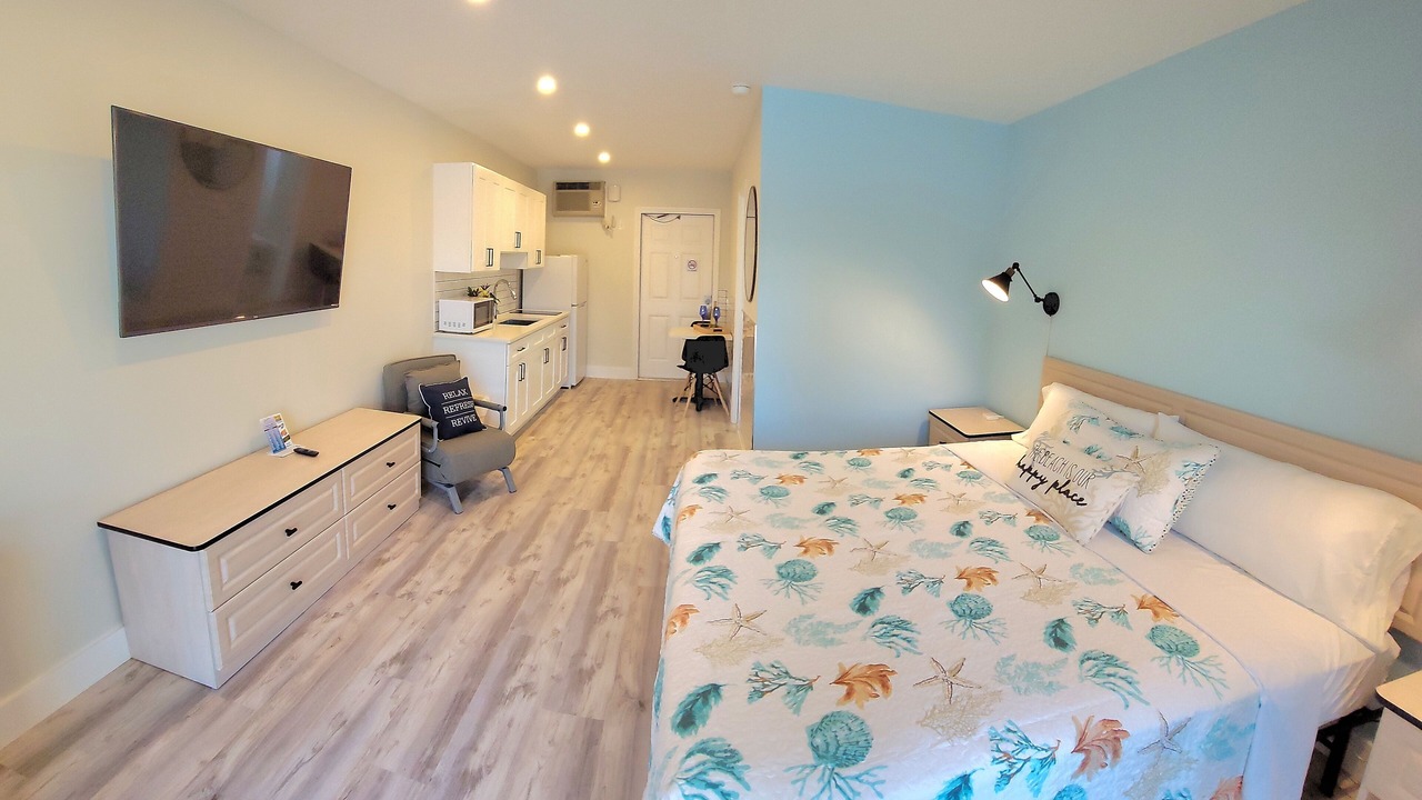 Photo of Bedroom in Treasure Island