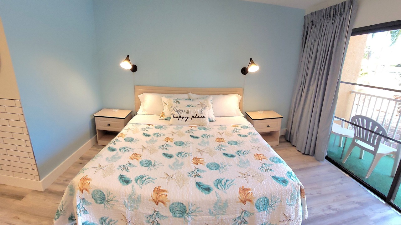 Photo of Bedroom in Treasure Island