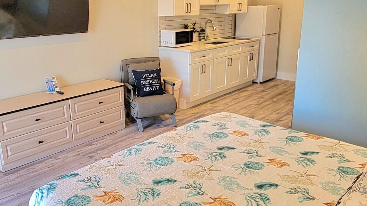 Photo of Bedroom in Treasure Island