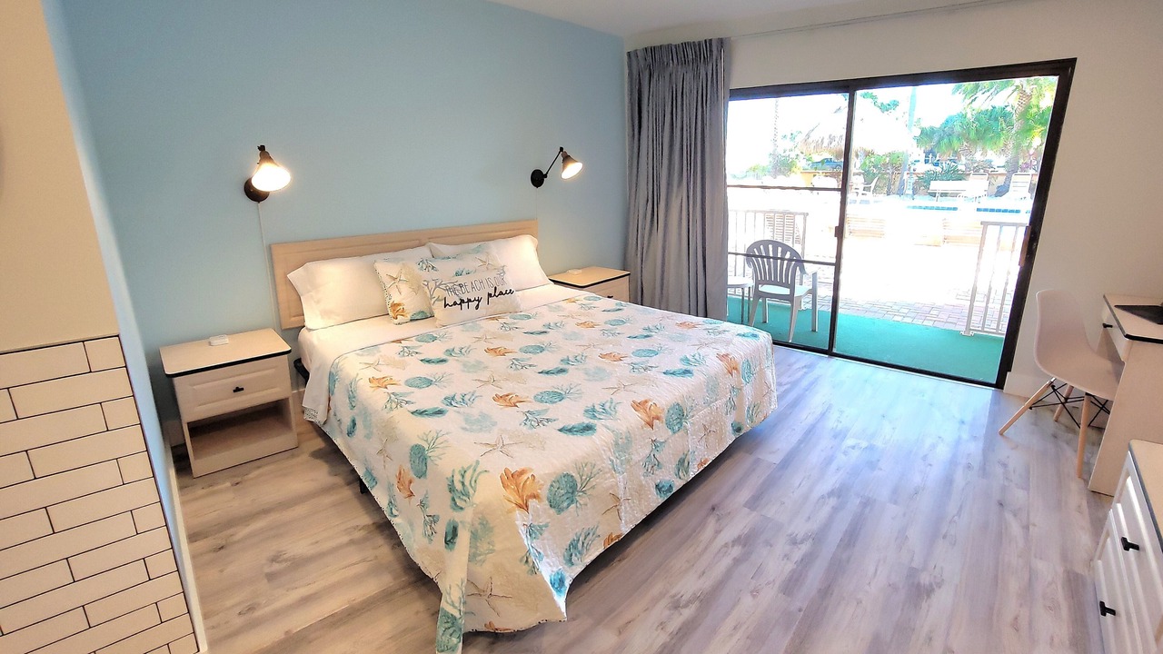 Photo of Bedroom in Treasure Island