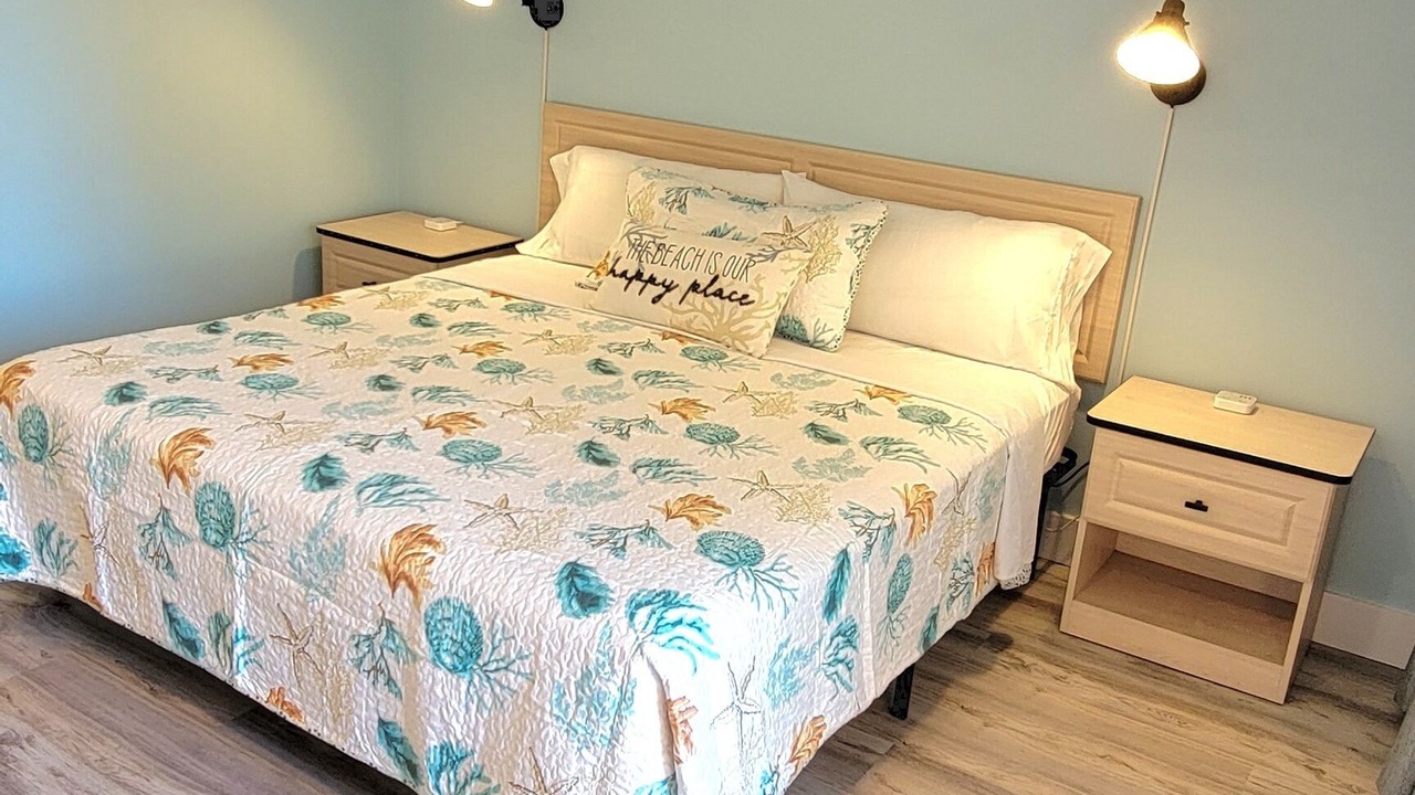 Photo of Bedroom in Treasure Island