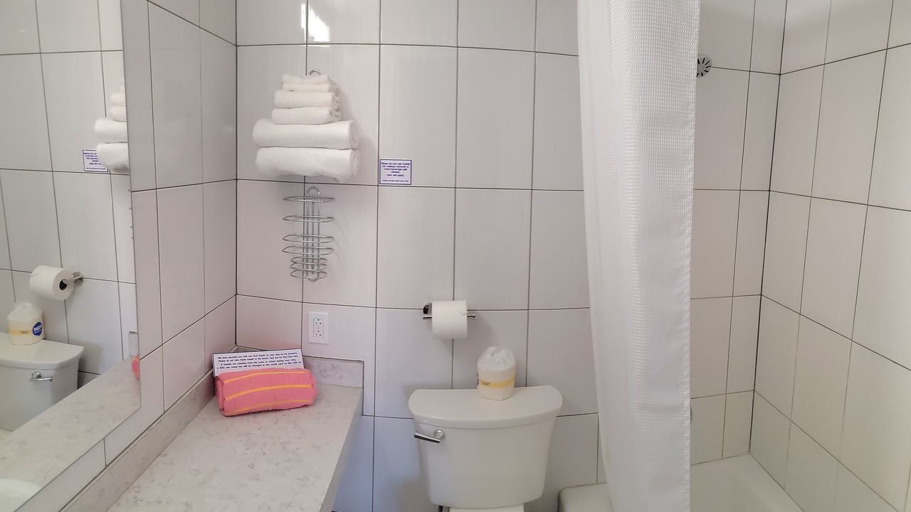 Photo of Bathroom in Treasure Island