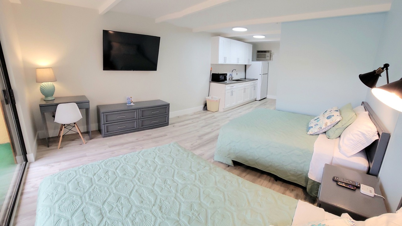 Photo of Bedroom in Treasure Island