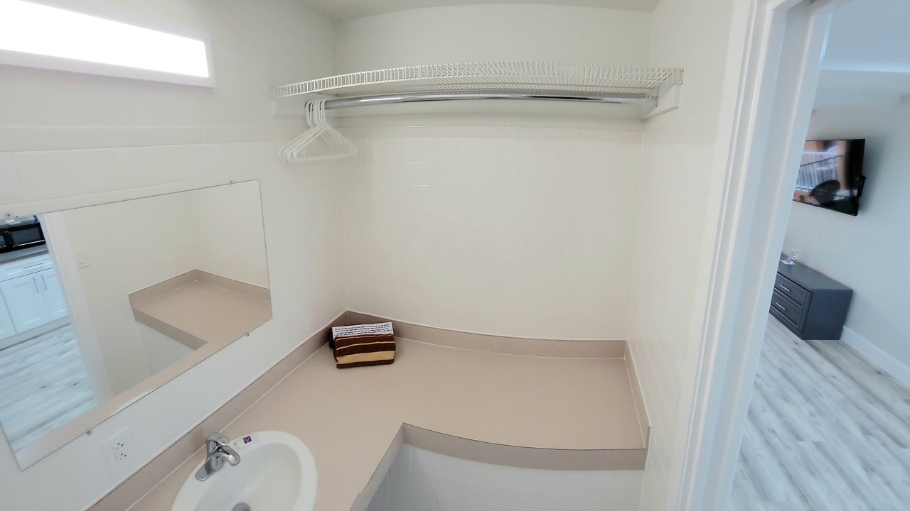 Photo of Bathroom in Treasure Island