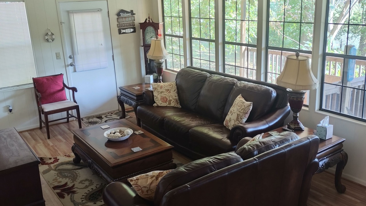 Photo of Livingroom in Cross Hill
