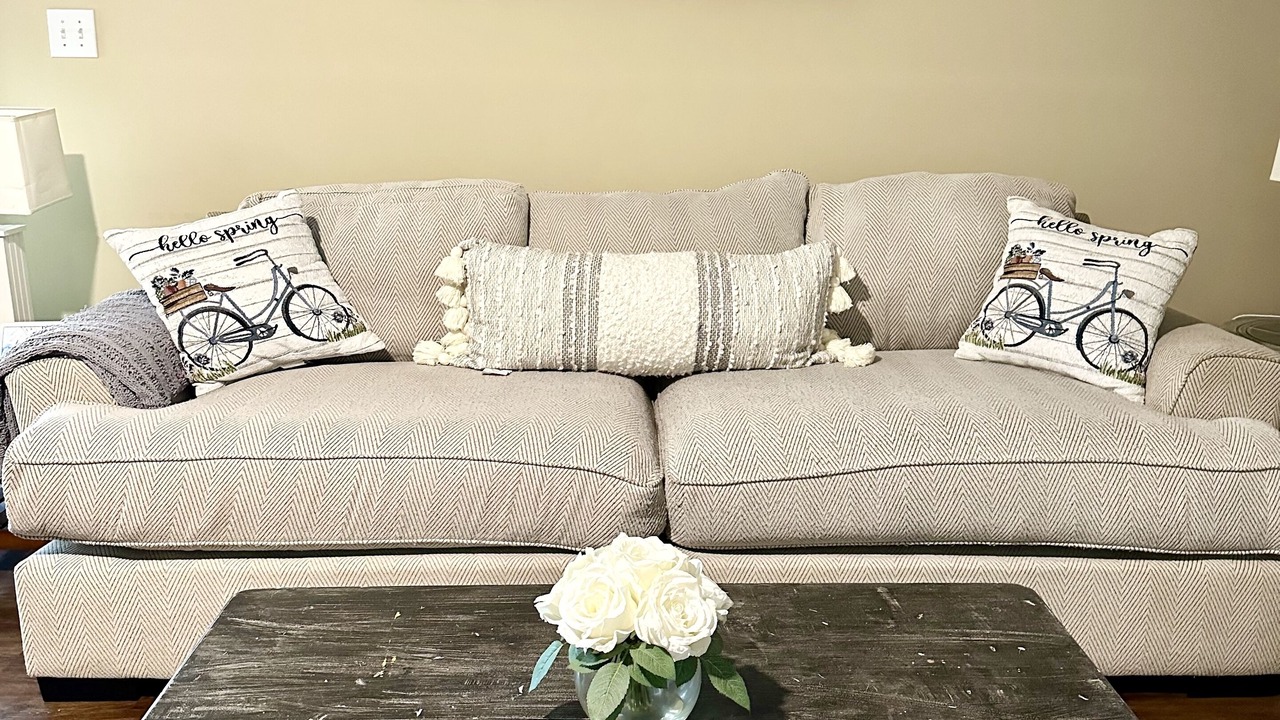 Photo of Livingroom in Evans