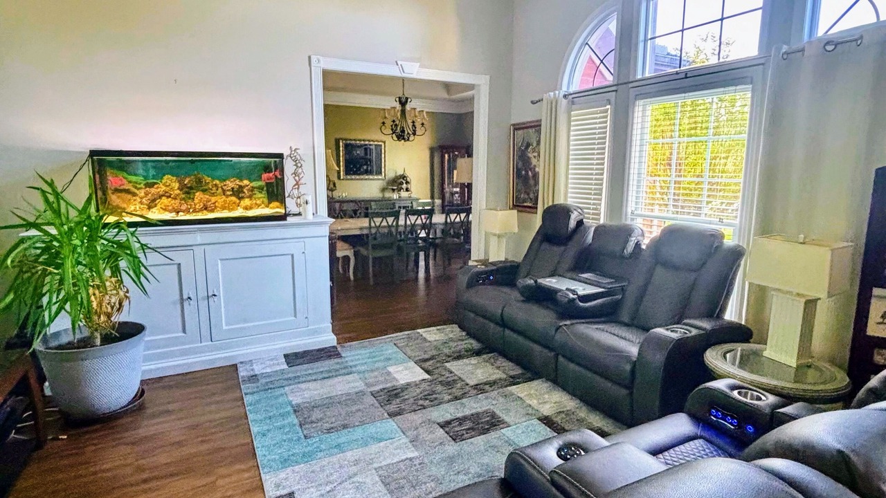 Photo of Livingroom in Evans