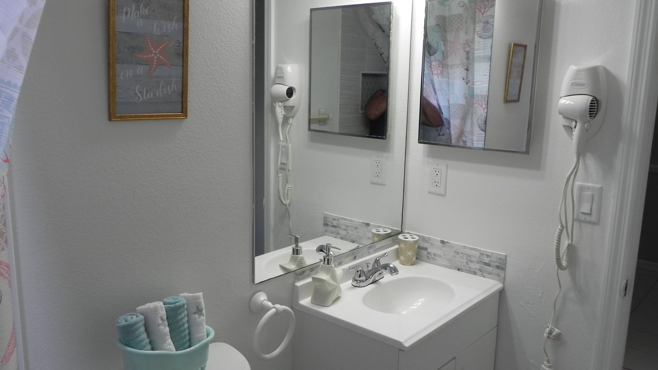 Photo of Bathroom in Riverview
