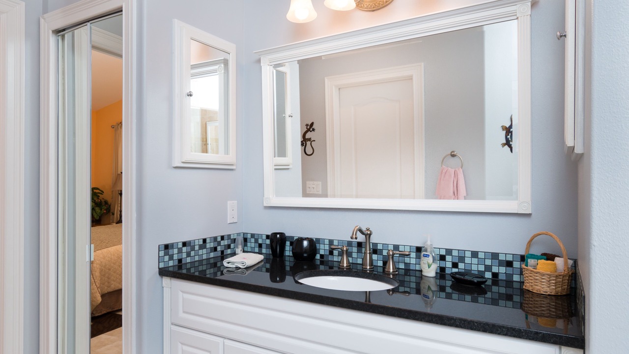 Photo of Bathroom in Floridana Beach