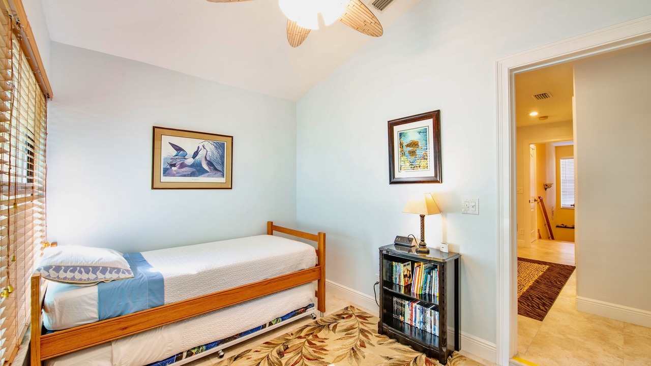 Photo of Bedroom in Floridana Beach