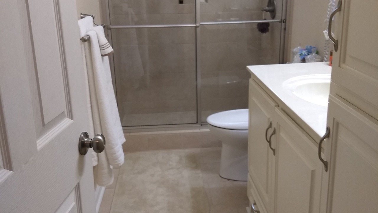 Photo of Bathroom in Appling