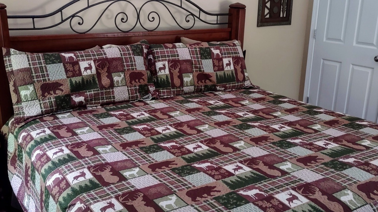 Photo of Bedroom in Appling