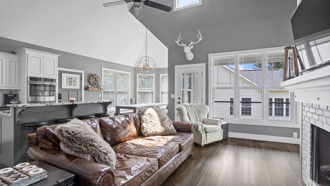 Photo of Livingroom in Anderson