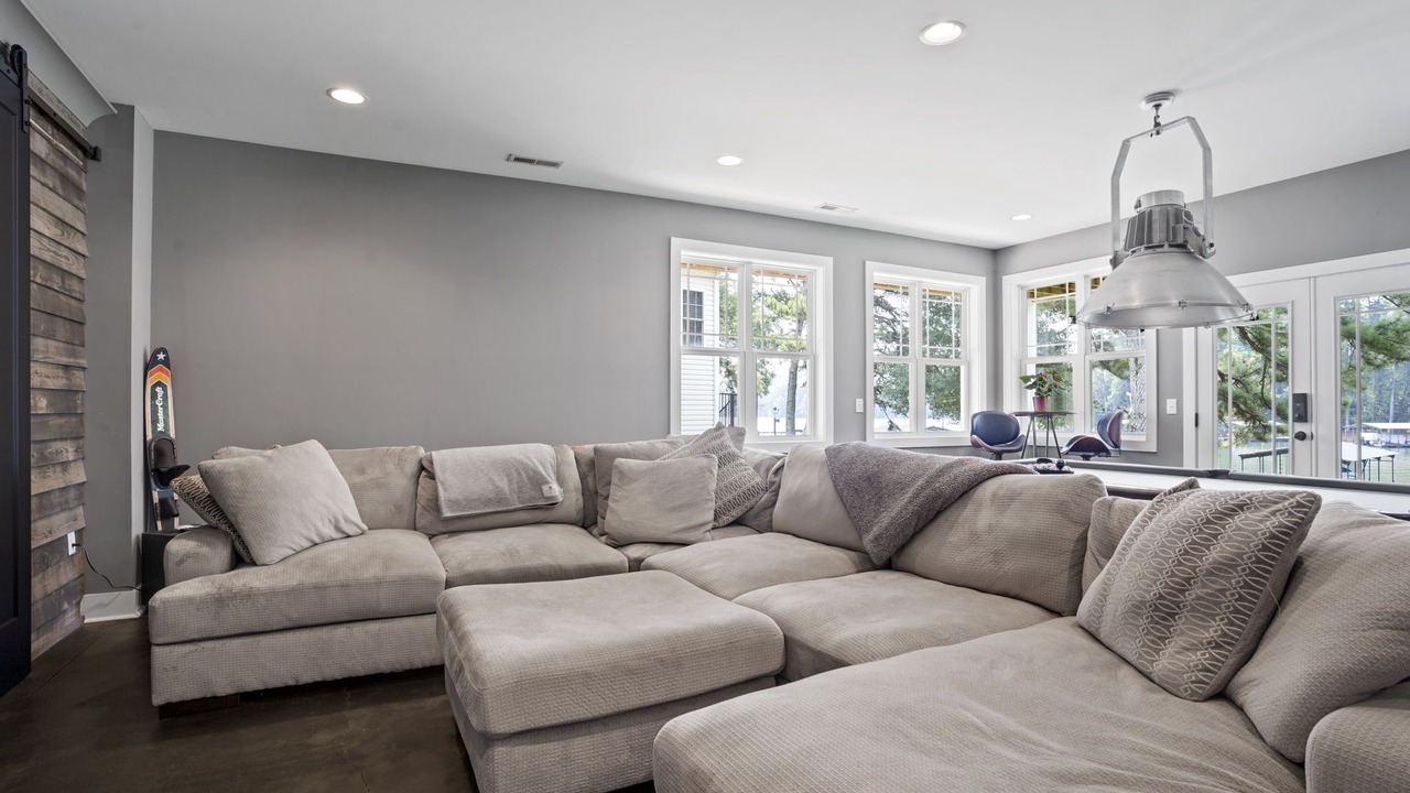Photo of Livingroom in Anderson