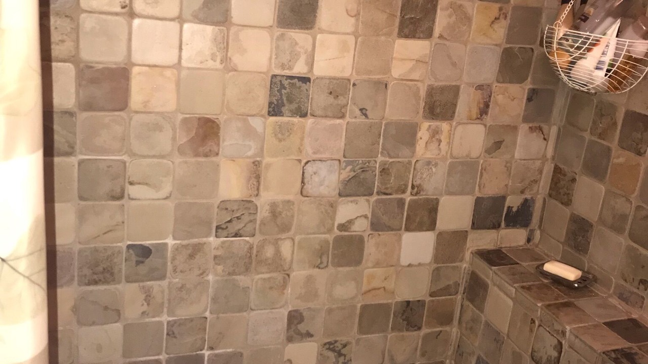 Photo of Bathroom in Mountain Rest