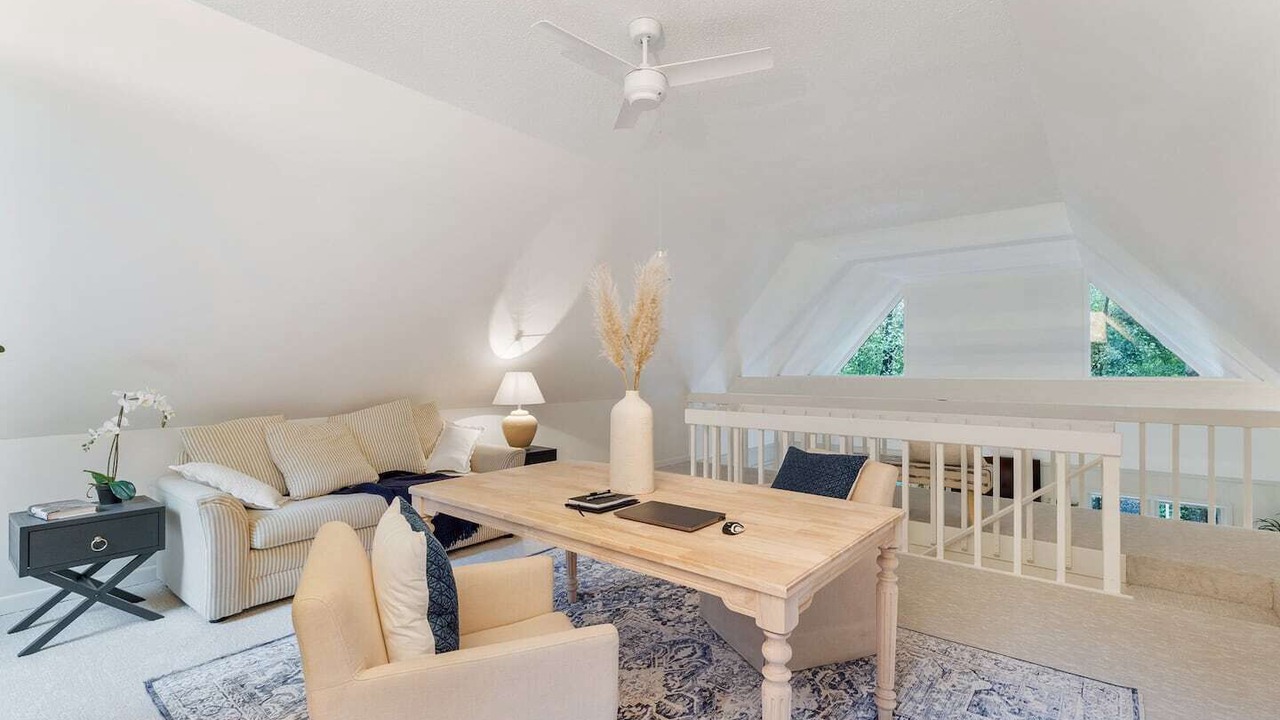 Photo of Livingroom in Anderson