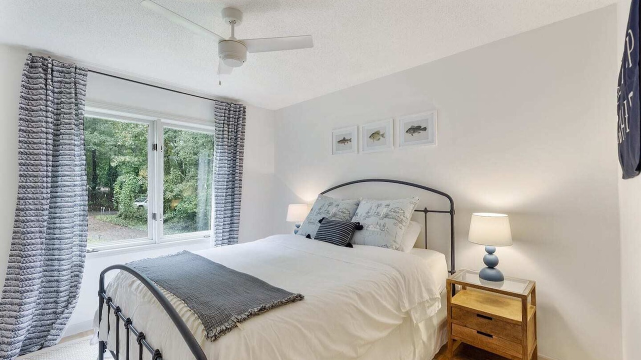 Photo of Bedroom in Anderson