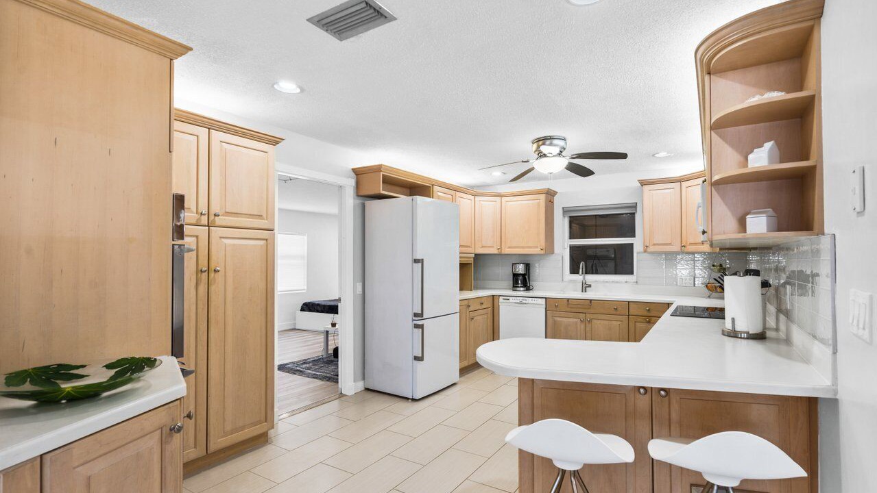 Photo of Kitchen in Tropic Palms