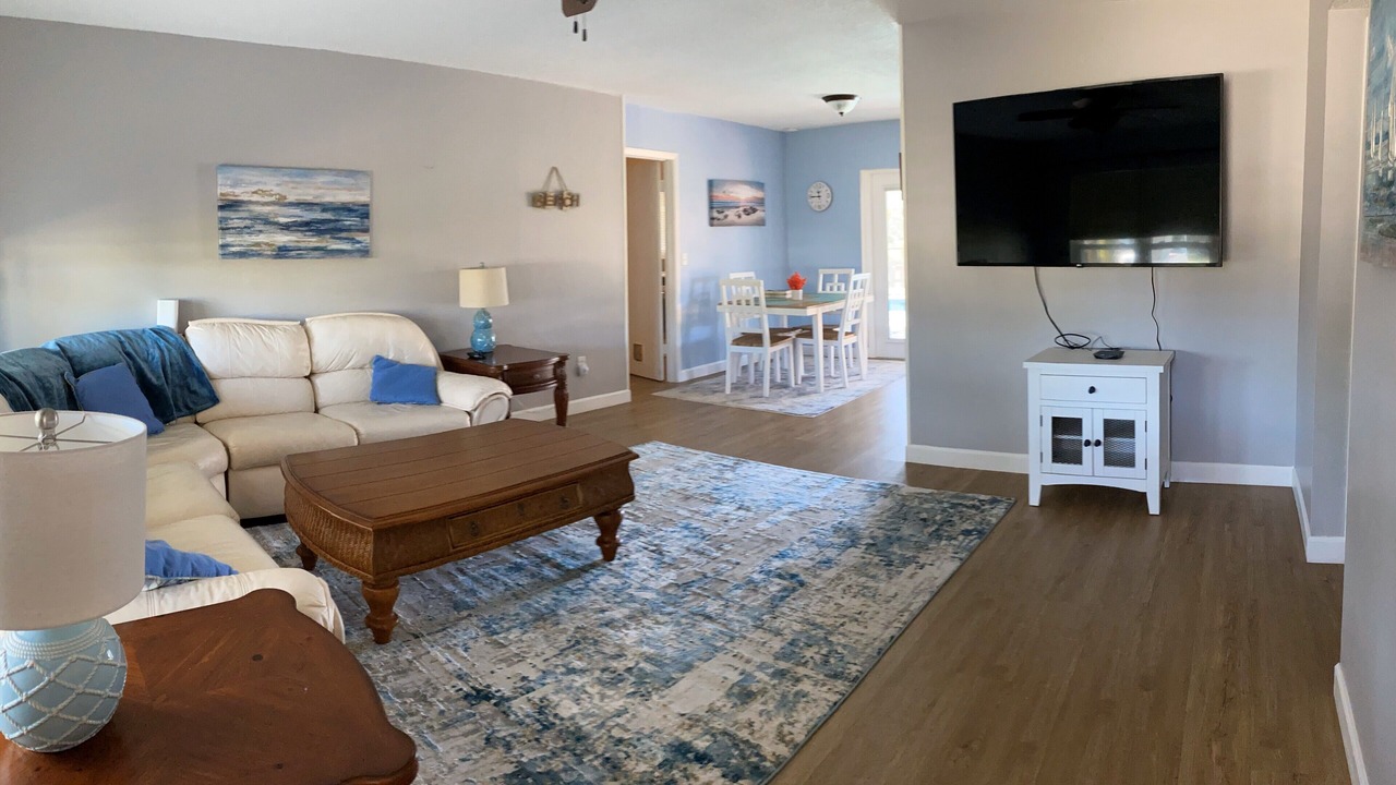 Photo of Livingroom in North Port