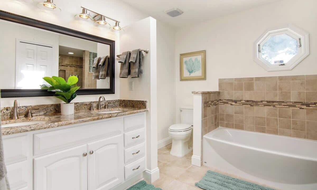 Photo of Bathroom in Sebastian Highlands