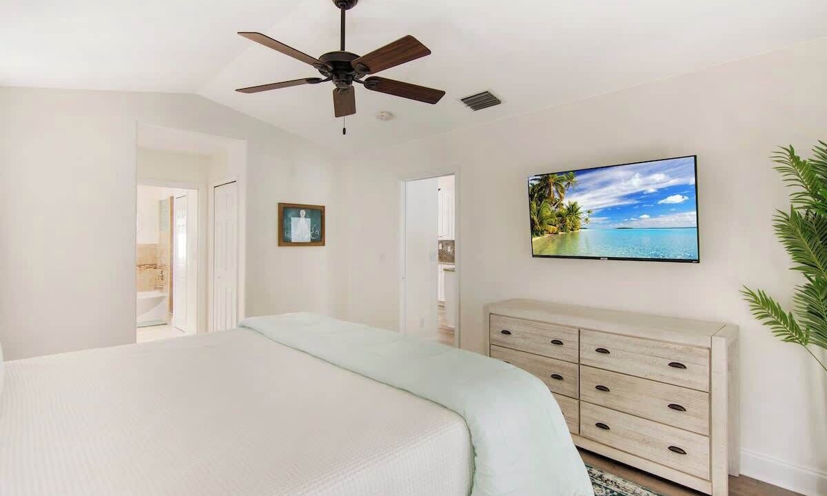 Photo of Bedroom in Sebastian Highlands