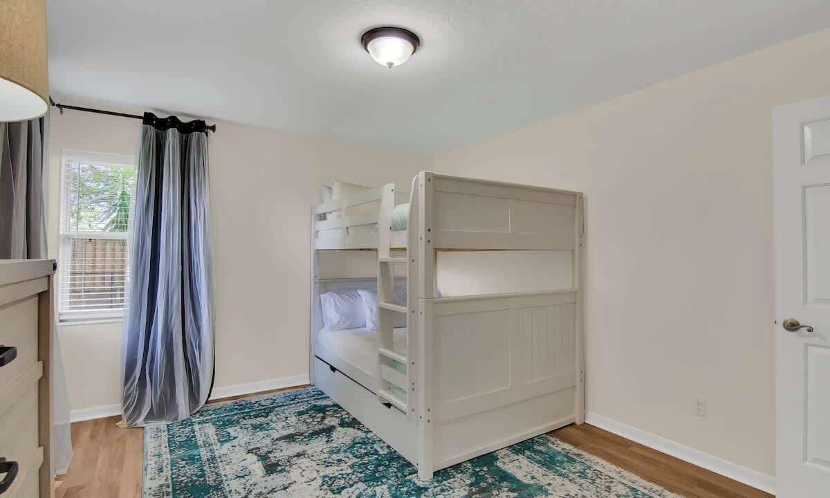 Photo of Bedroom in Sebastian Highlands