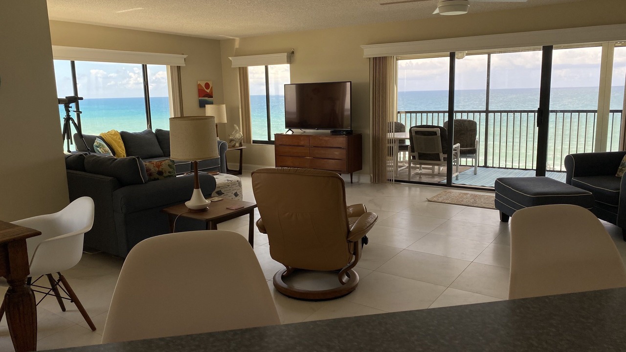 Photo of Livingroom in Melbourne Beach
