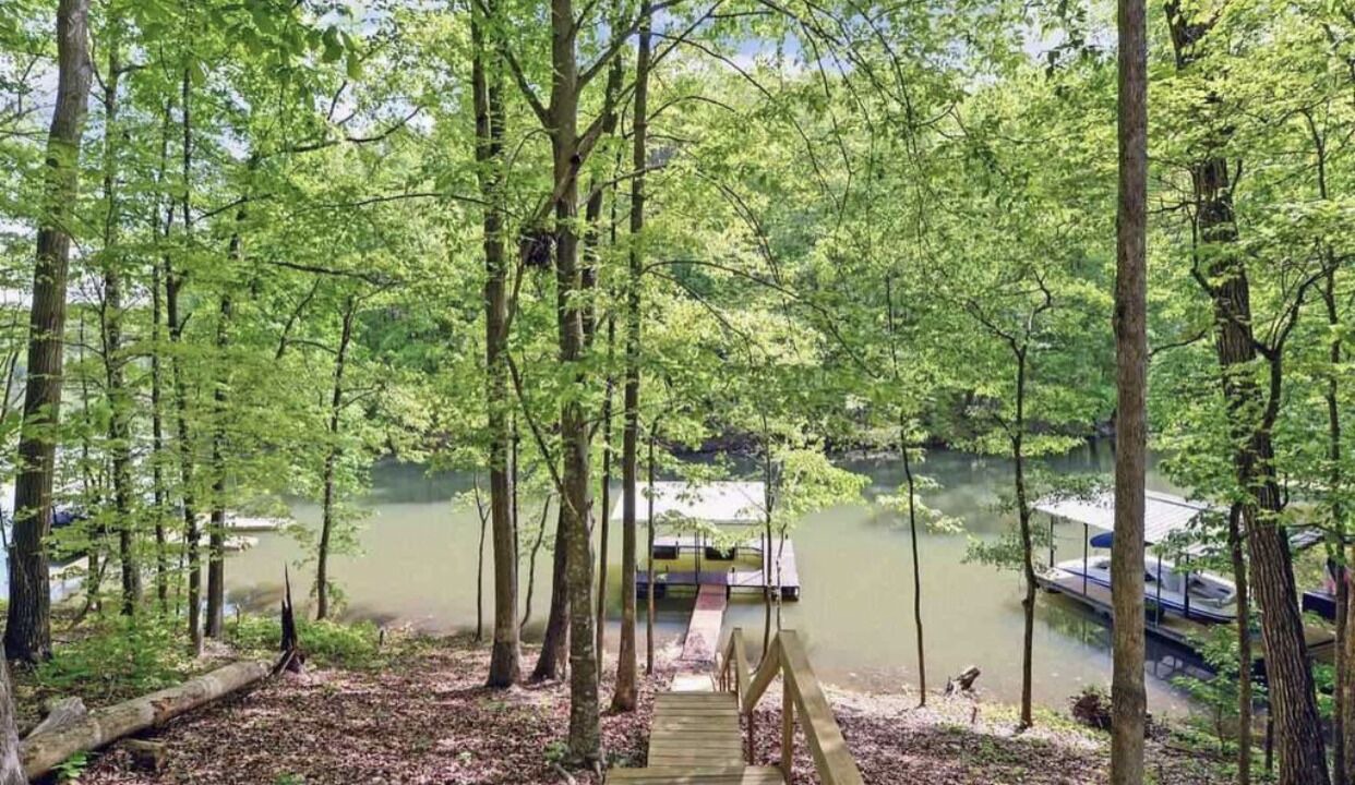 Photo of Outdoor in Martin