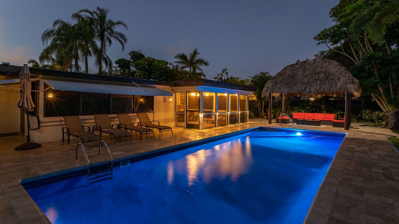 Photo of Outdoor in Tropic Palms