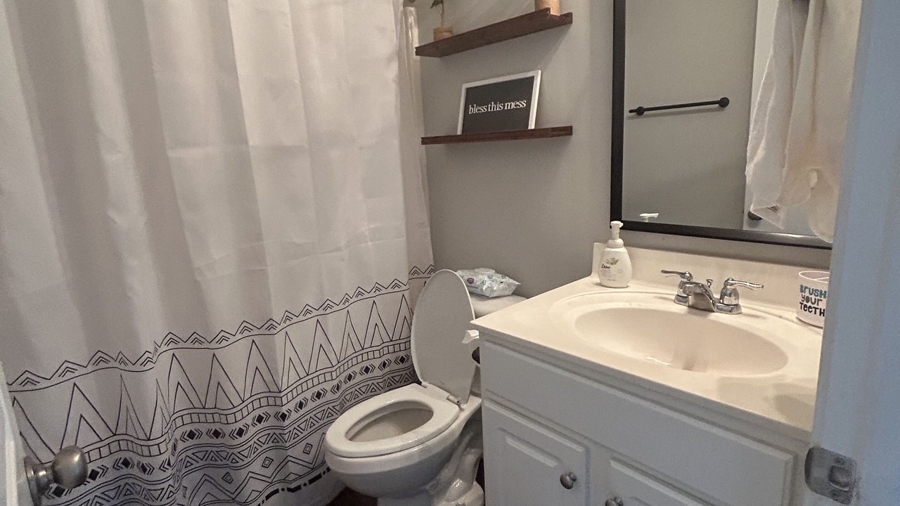 Photo of Bathroom in Summerville
