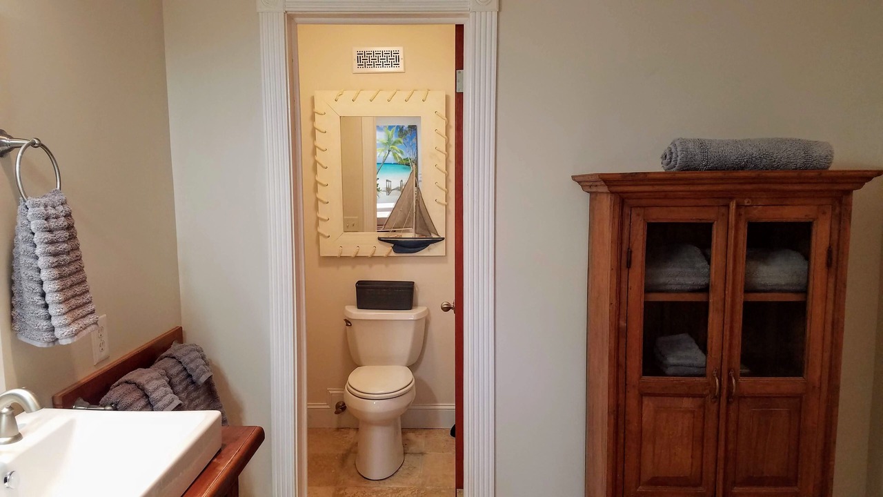 Photo of Bathroom in Beaufort