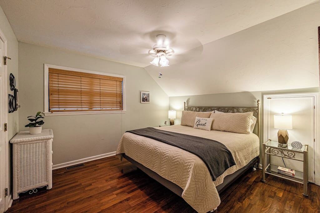 Photo of Bedroom in Topton